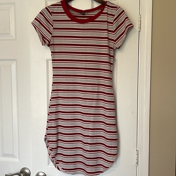 Try ! This Dresses & Skirts - ⭐️3/$10⭐️ Try! This Dress
